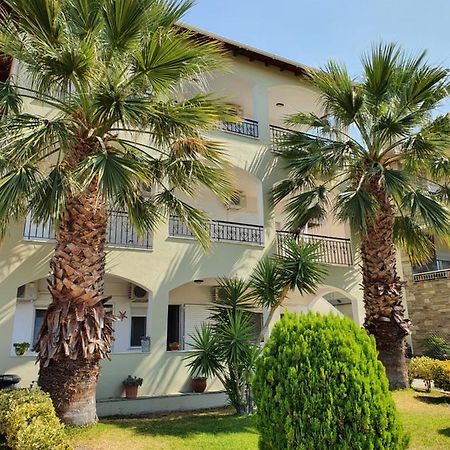 Hotel Pefko Neos Marmaras Buitenkant foto