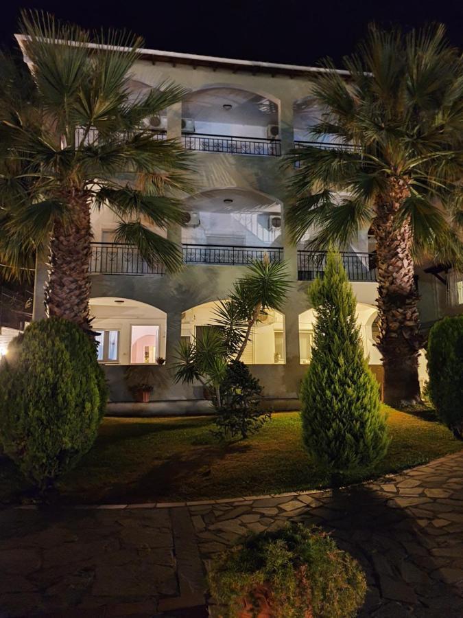 Hotel Pefko Neos Marmaras Buitenkant foto