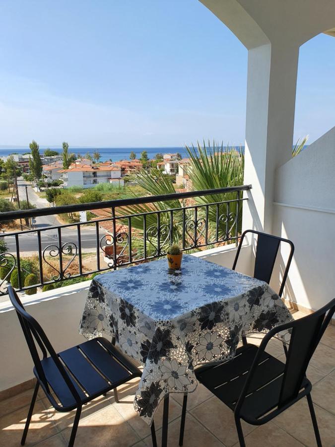 Hotel Pefko Neos Marmaras Buitenkant foto
